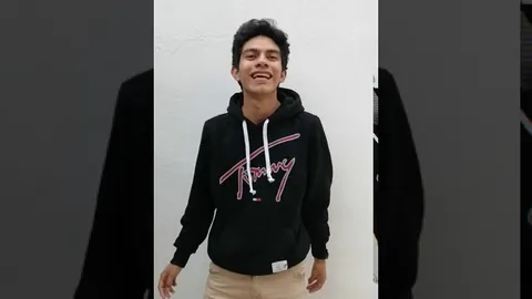 Fotograma del testimonio 6 de UAM